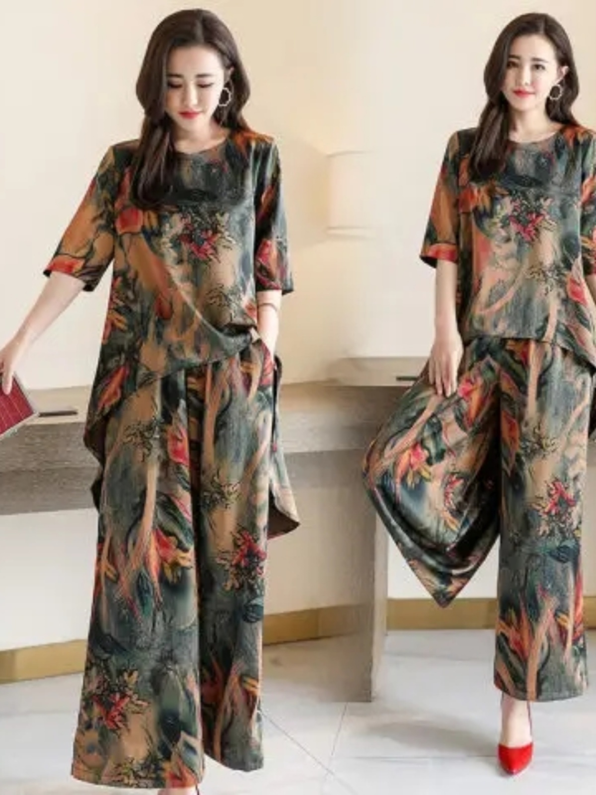 Women Fashion Over The Years - Modieuze, bedrukte top met korte mouwen