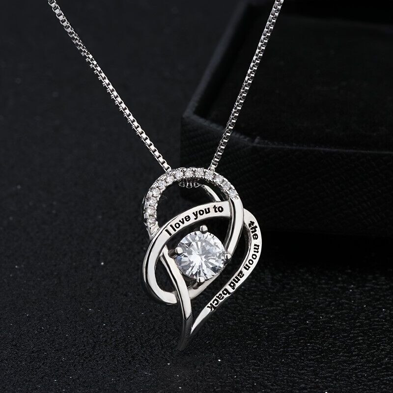Een elegante ketting met harth - Women Fashion Over The Years recensie en prijs