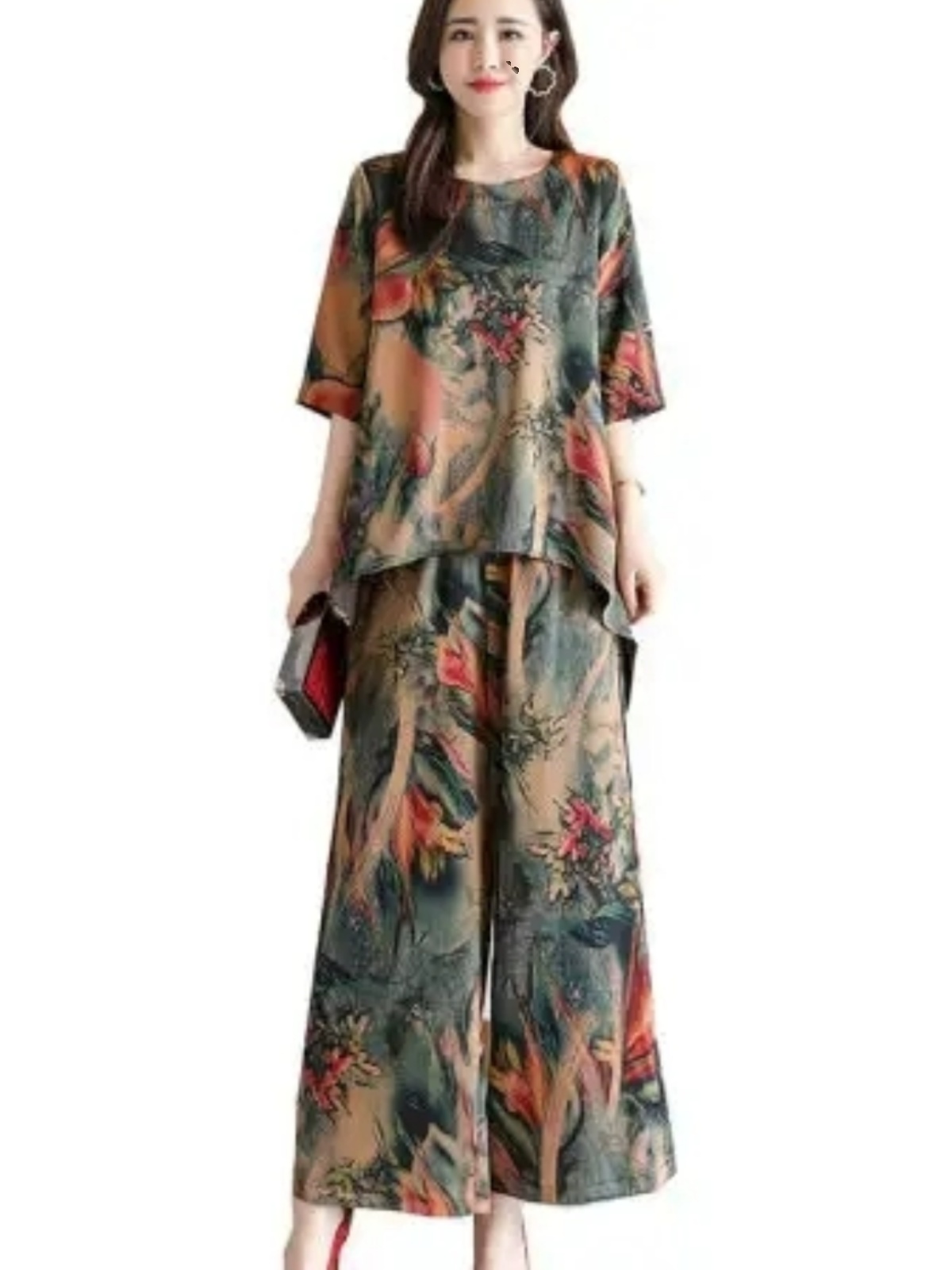 Modieuze, bedrukte top met kor - Women Fashion Over The Years recensie en prijs