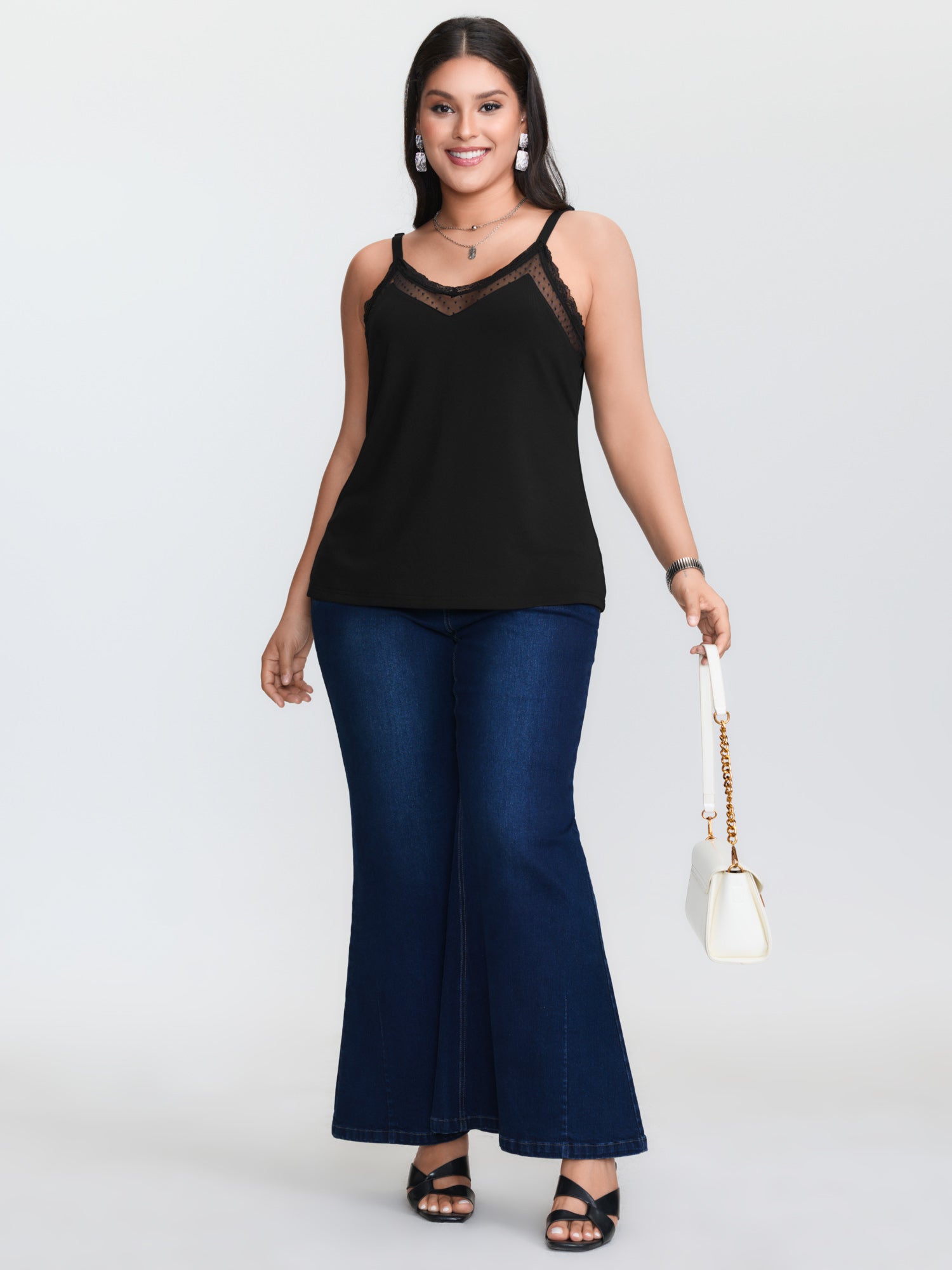 Zwarte, gebreide top in plusma - Lace Trim Cami recensie en prijs